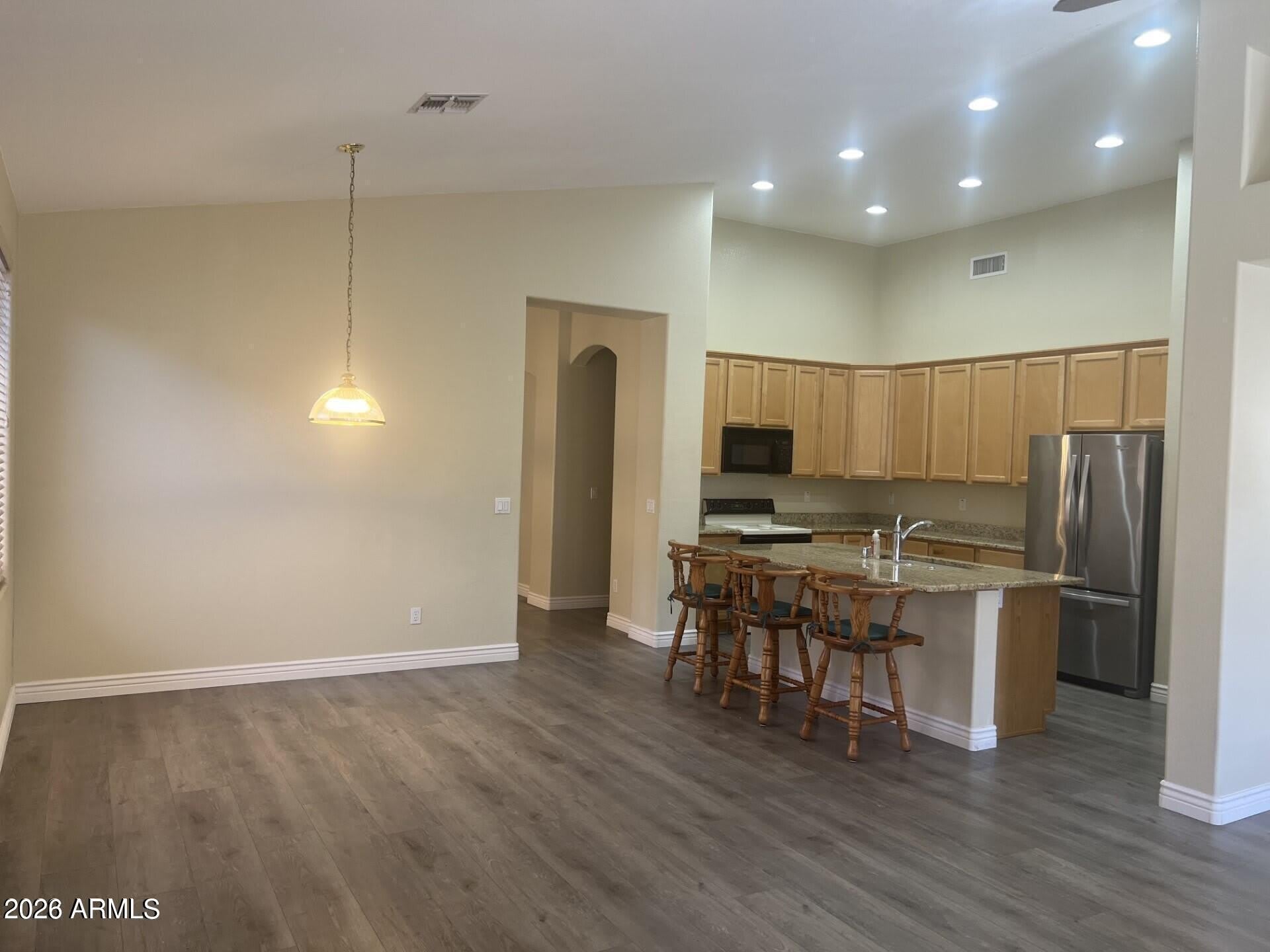 7033 W Irma Lane – photo 5