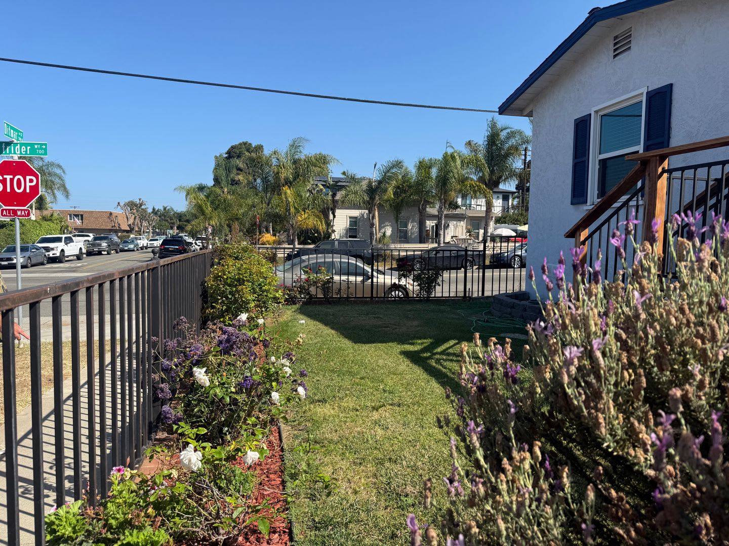 Charming 2 Bedroom Home In Coastal Oceanside Call 6 1 9 8 8 8 5 5 5 4 – photo 2