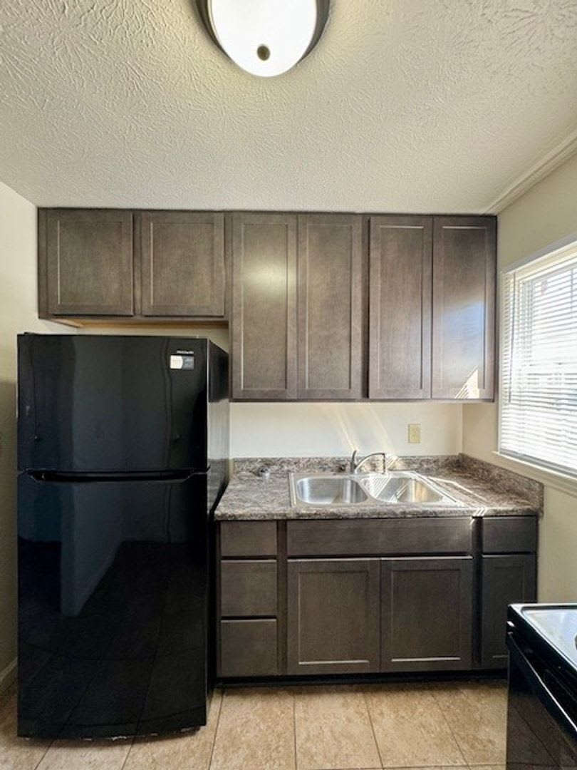 Two Bedroom Apartment for Rent – photo 2
