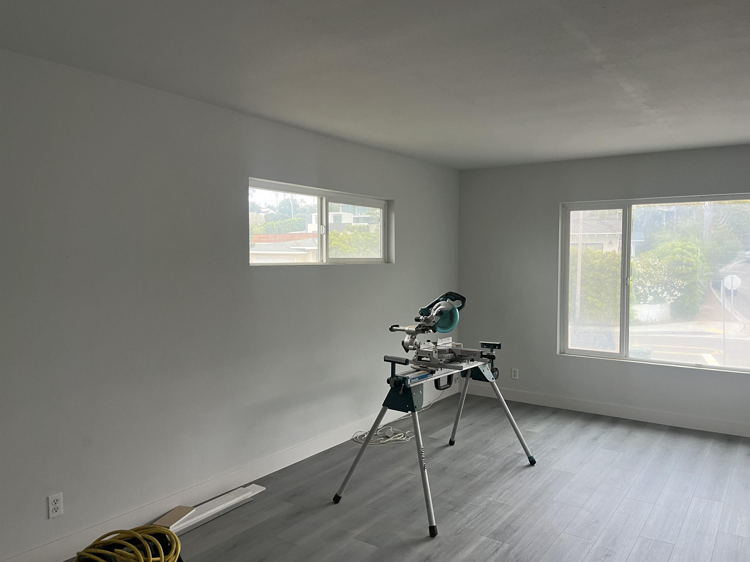 609 South Cedros Avenue – photo 5