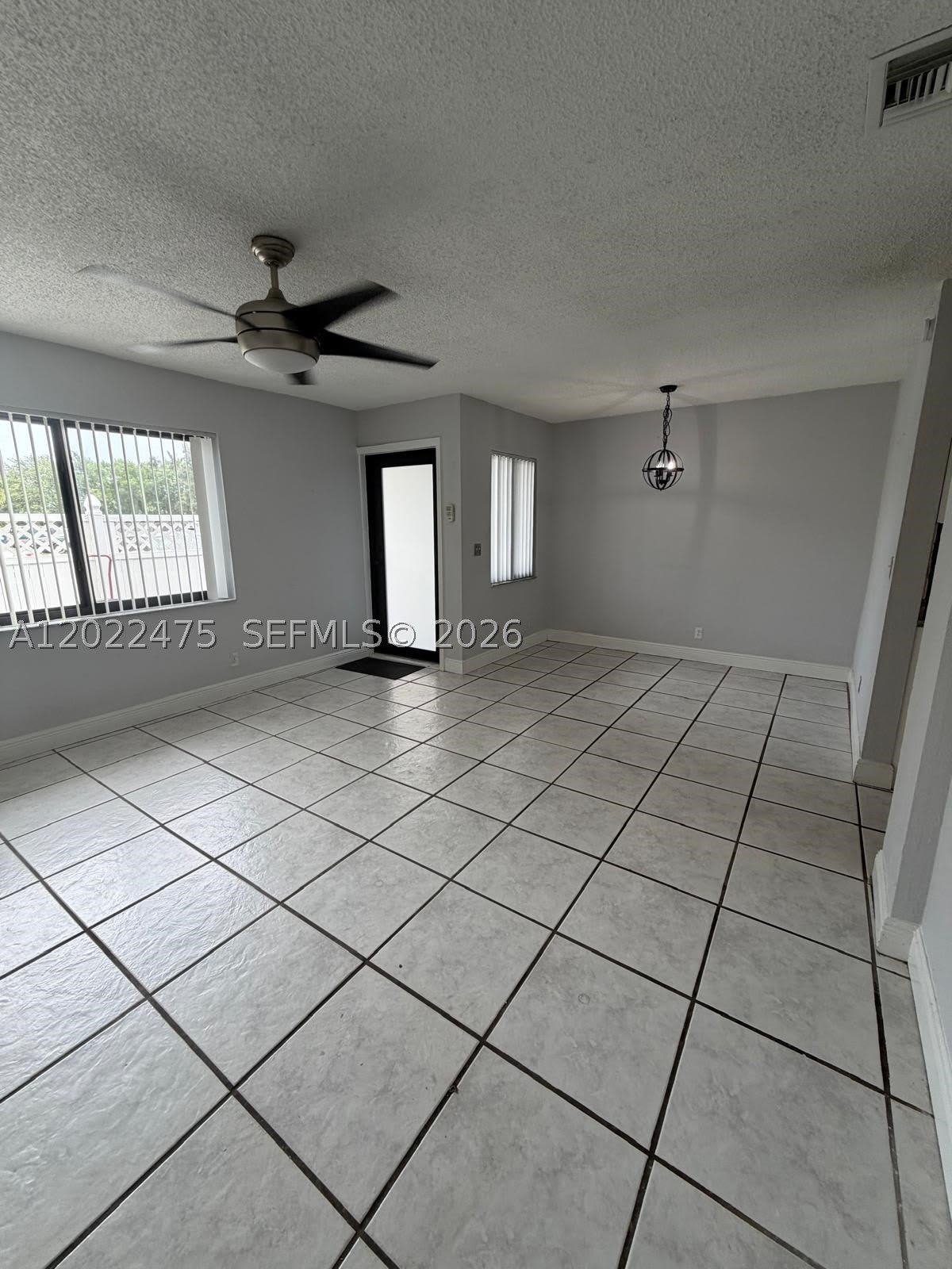 9116 Nw 35Th Pl – photo 2