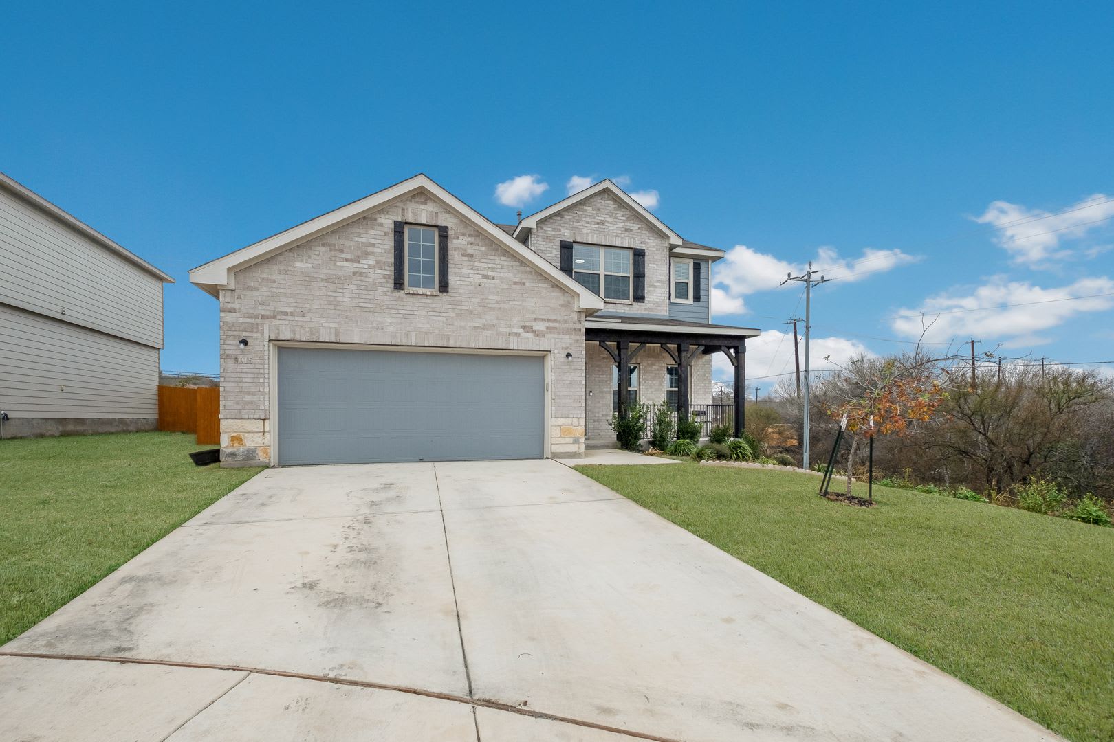 Move in Special! $400 off First Full Month's Rent! – photo 2