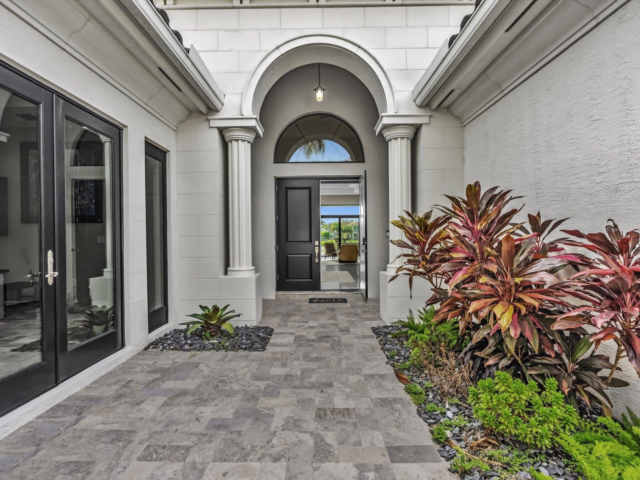16732 Strasbourg Lane – photo 5