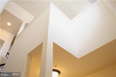 688 PULLMAN Place – photo 3