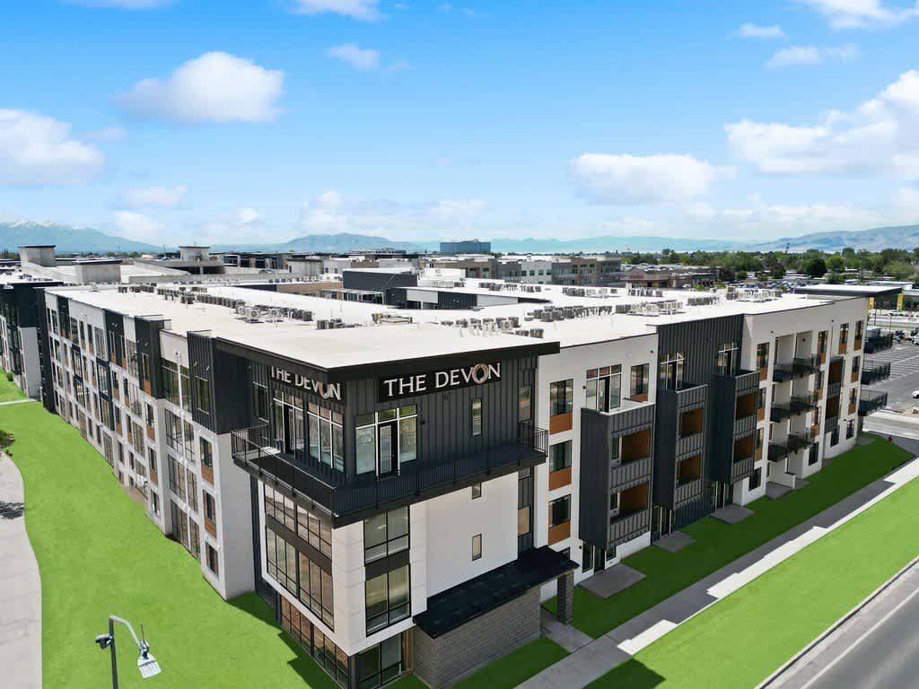 The Devon at University Place – photo 1