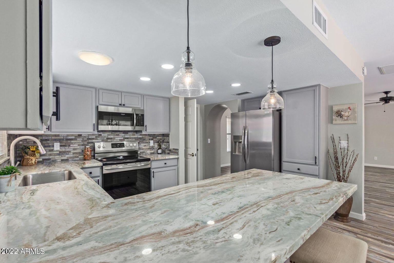 1149 S FIREFLY Avenue – photo 5