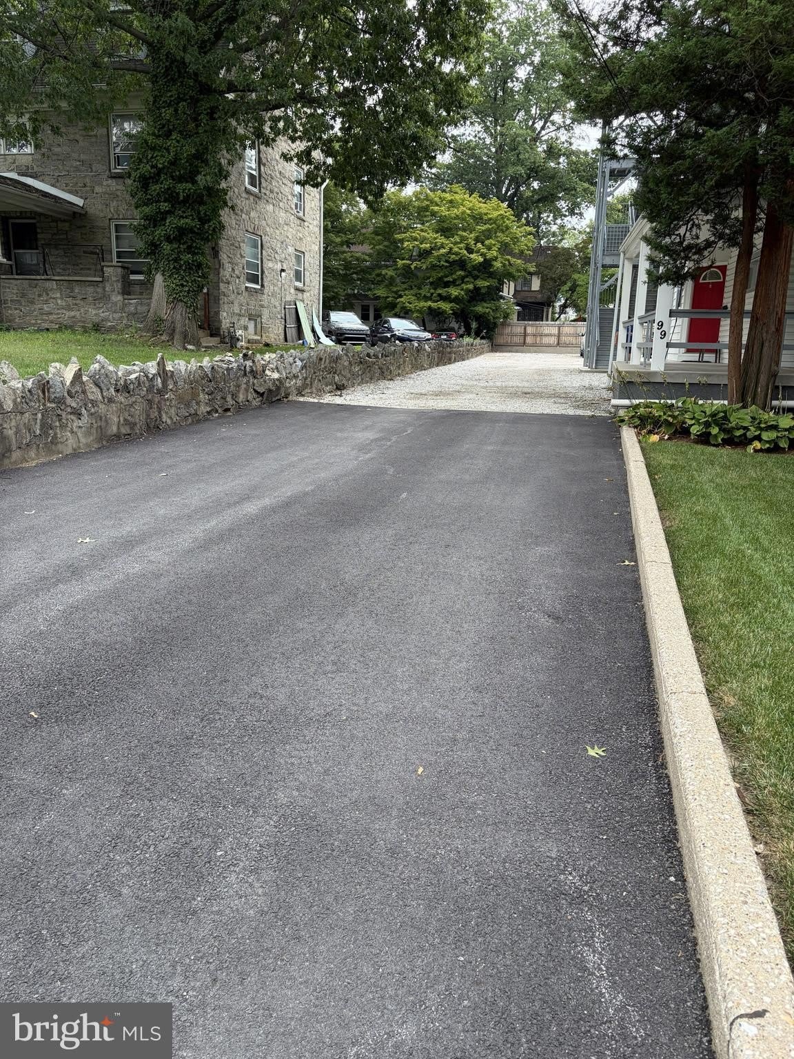 99 S LANSDOWNE Avenue – photo 2