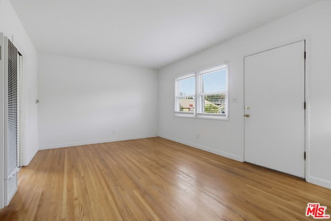 3210 Edward Ave – photo 4