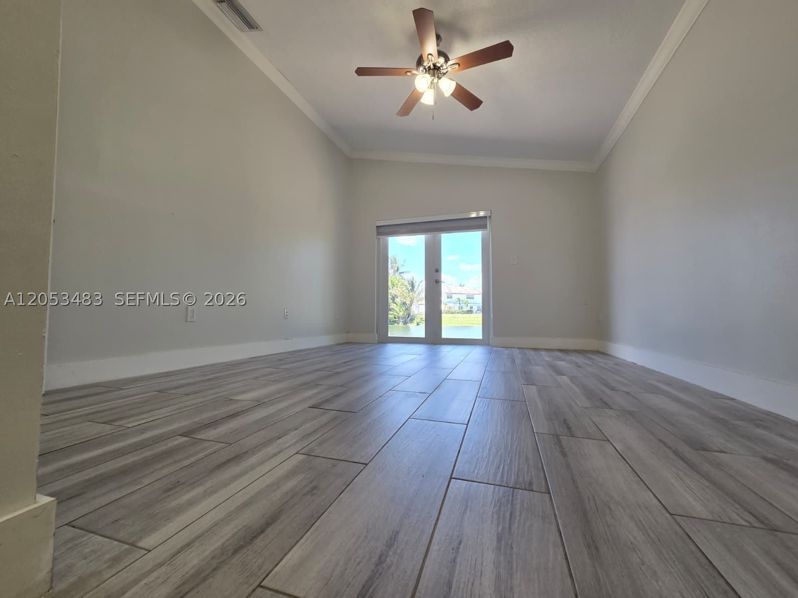 15037 Brighton Ln – photo 5