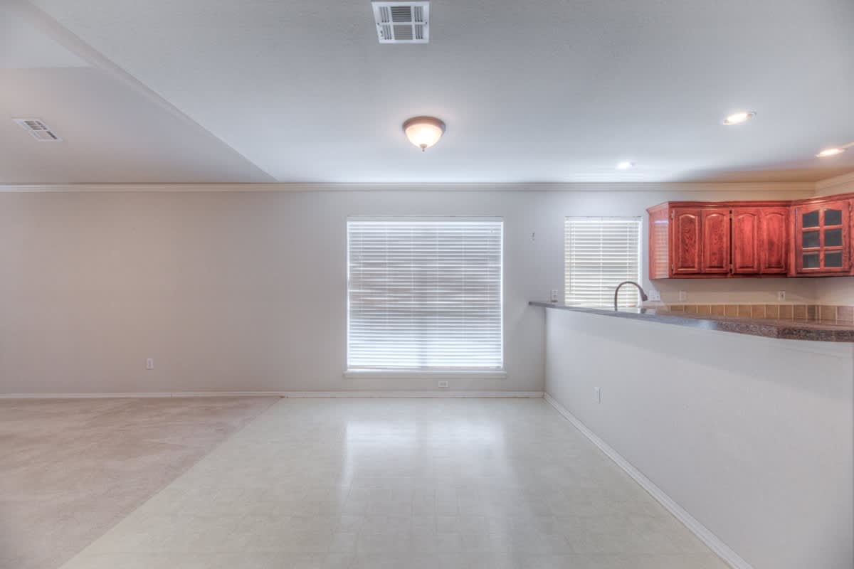19719 East 45Th Street South – photo 5