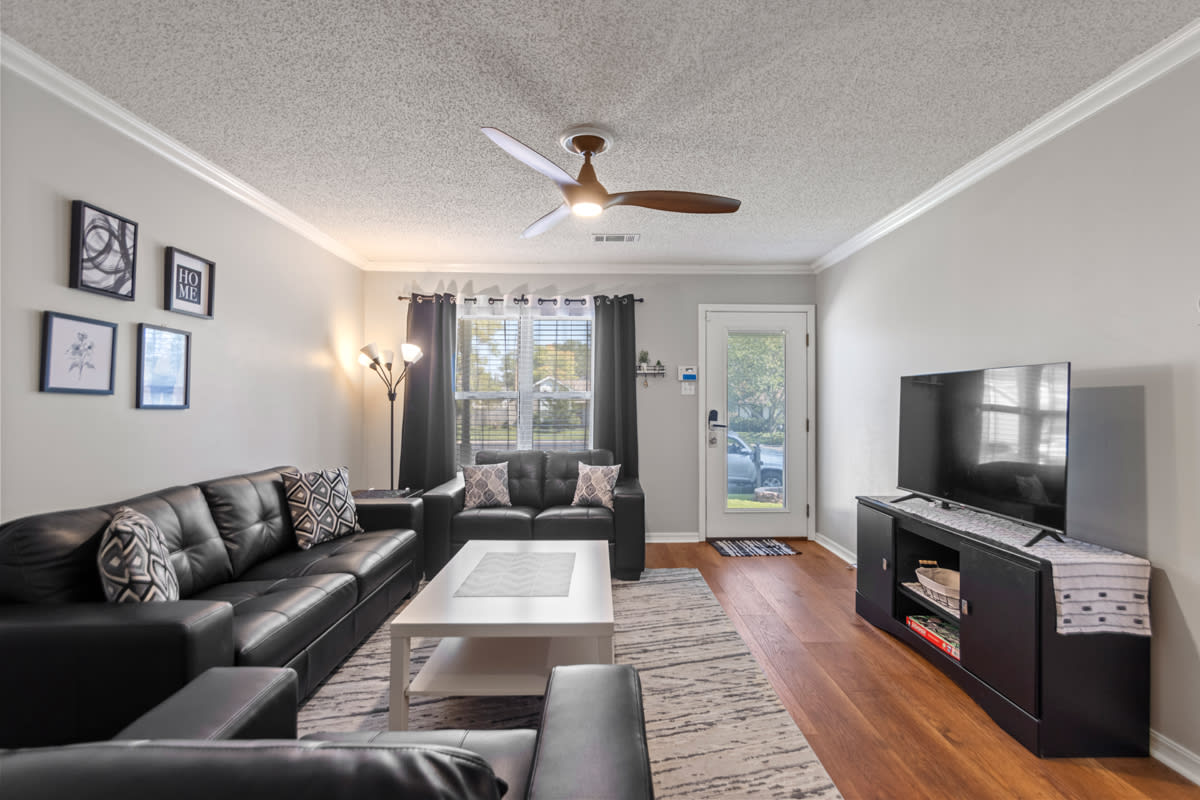 106 Willow Grove Ct. – photo 4