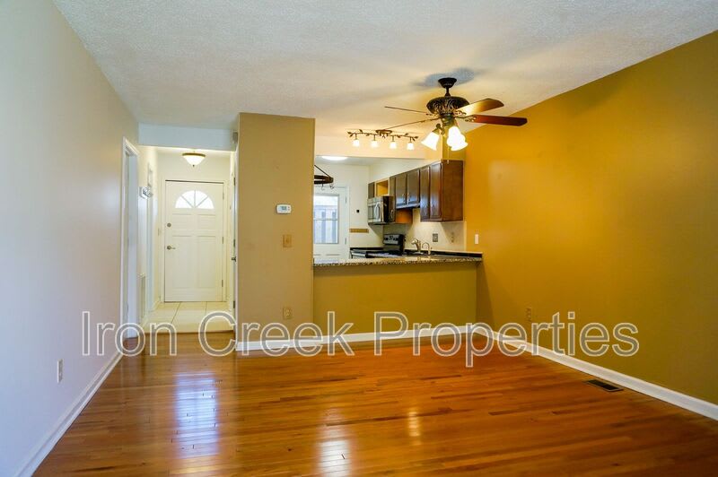 137 Colony Dr – photo 3