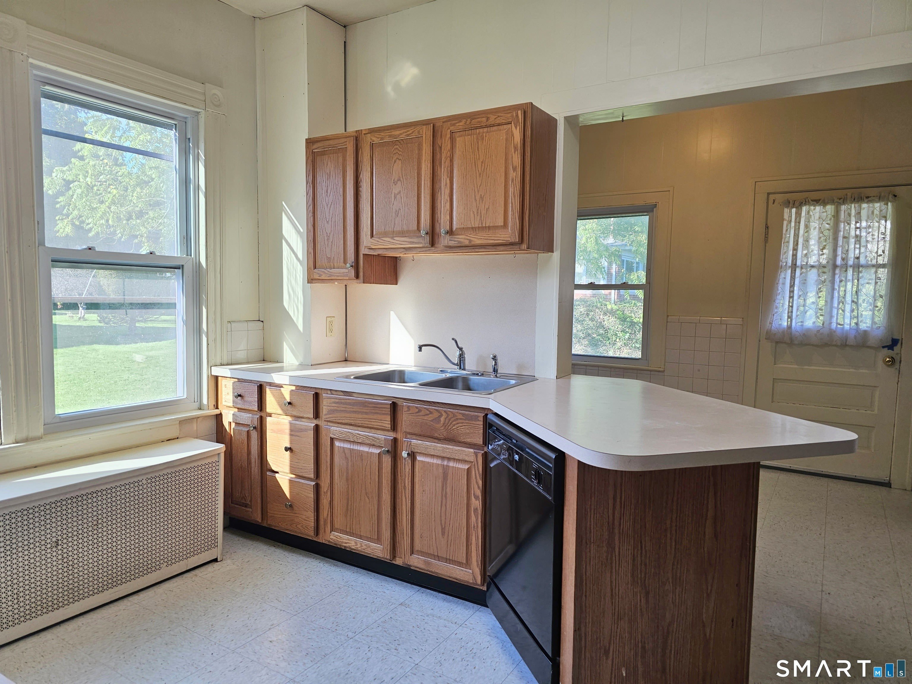 2 Tucker Avenue – photo 5