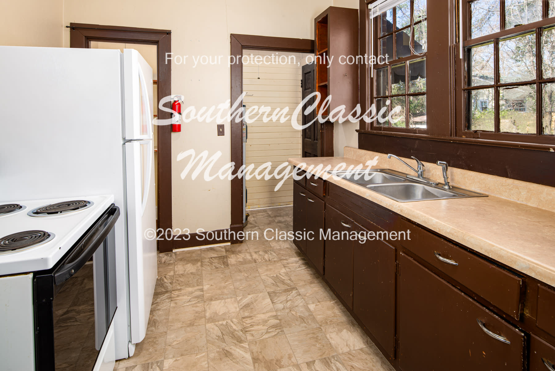 460 Baldwin Ave – photo 4