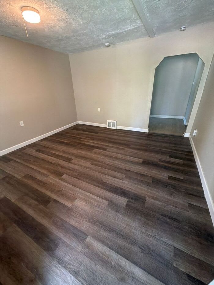 7301 Harney Avenue – photo 4