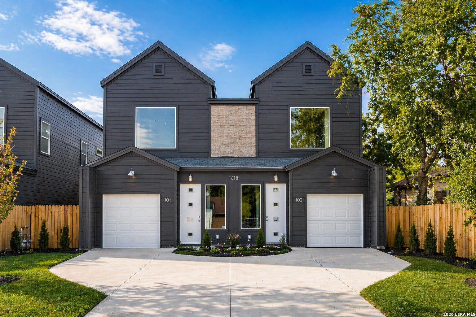 1618 Dakota – photo 2