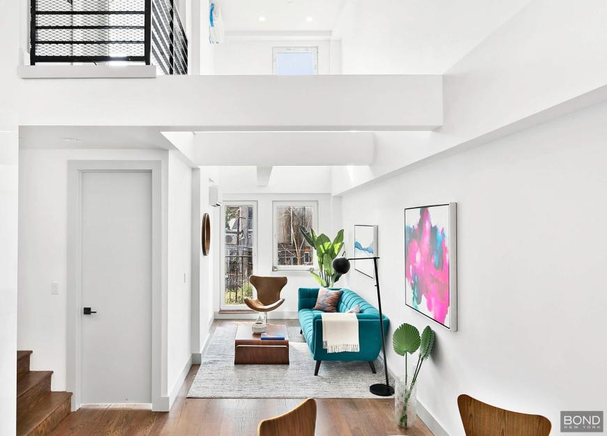 896 New York Avenue – photo 2