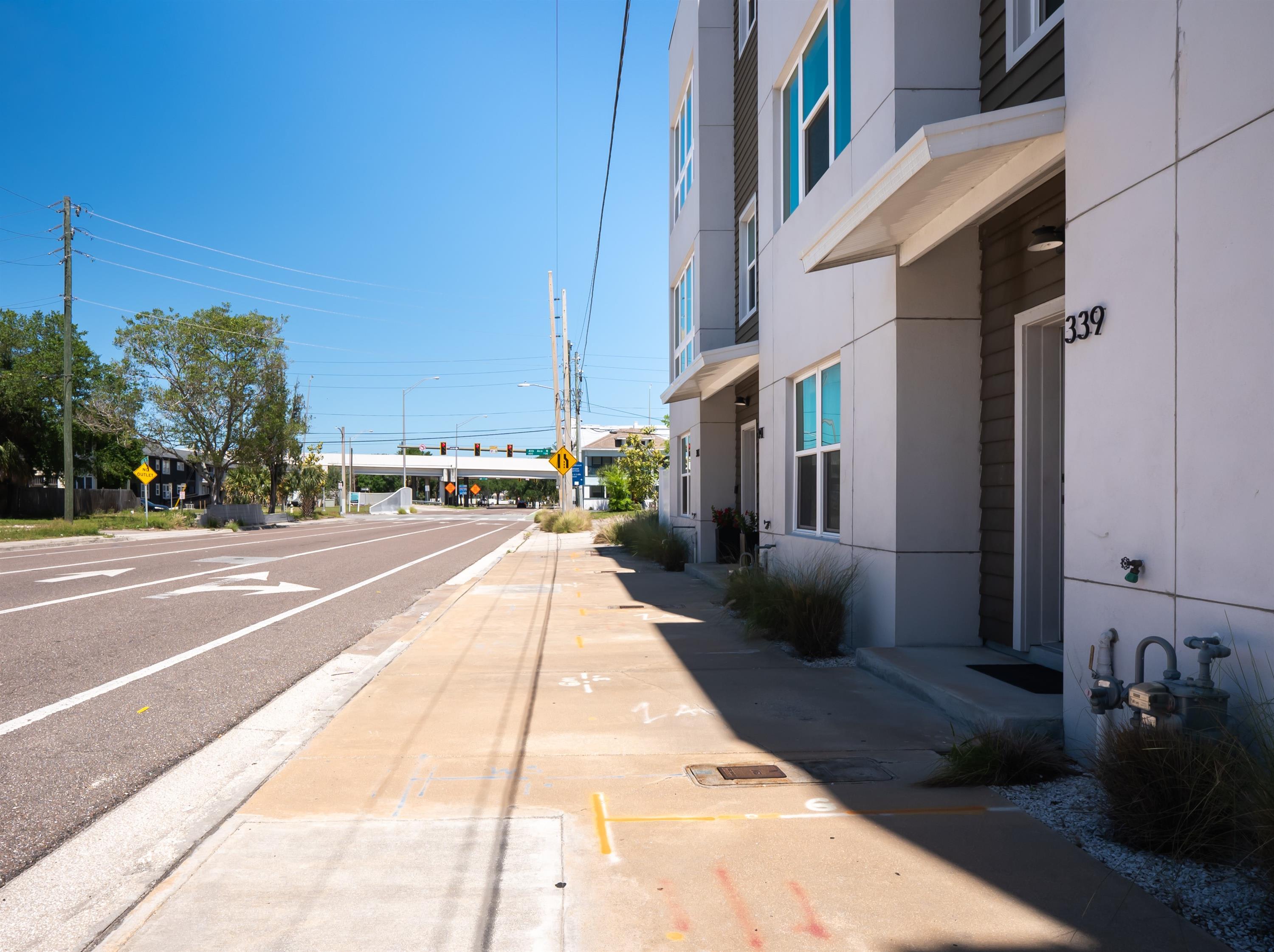 339 8th Street North – photo 4