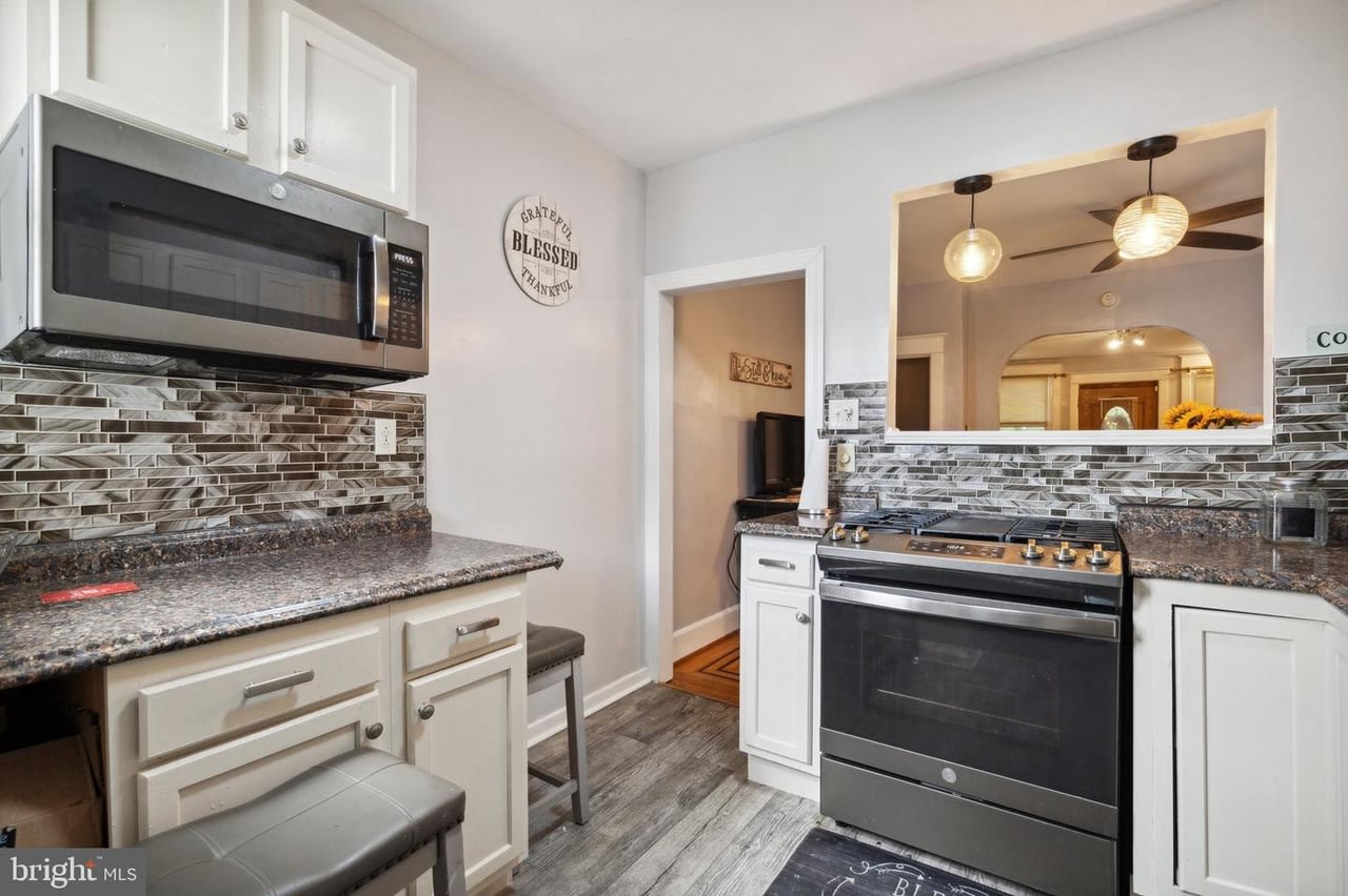 7117 Woolston Avenue – photo 3