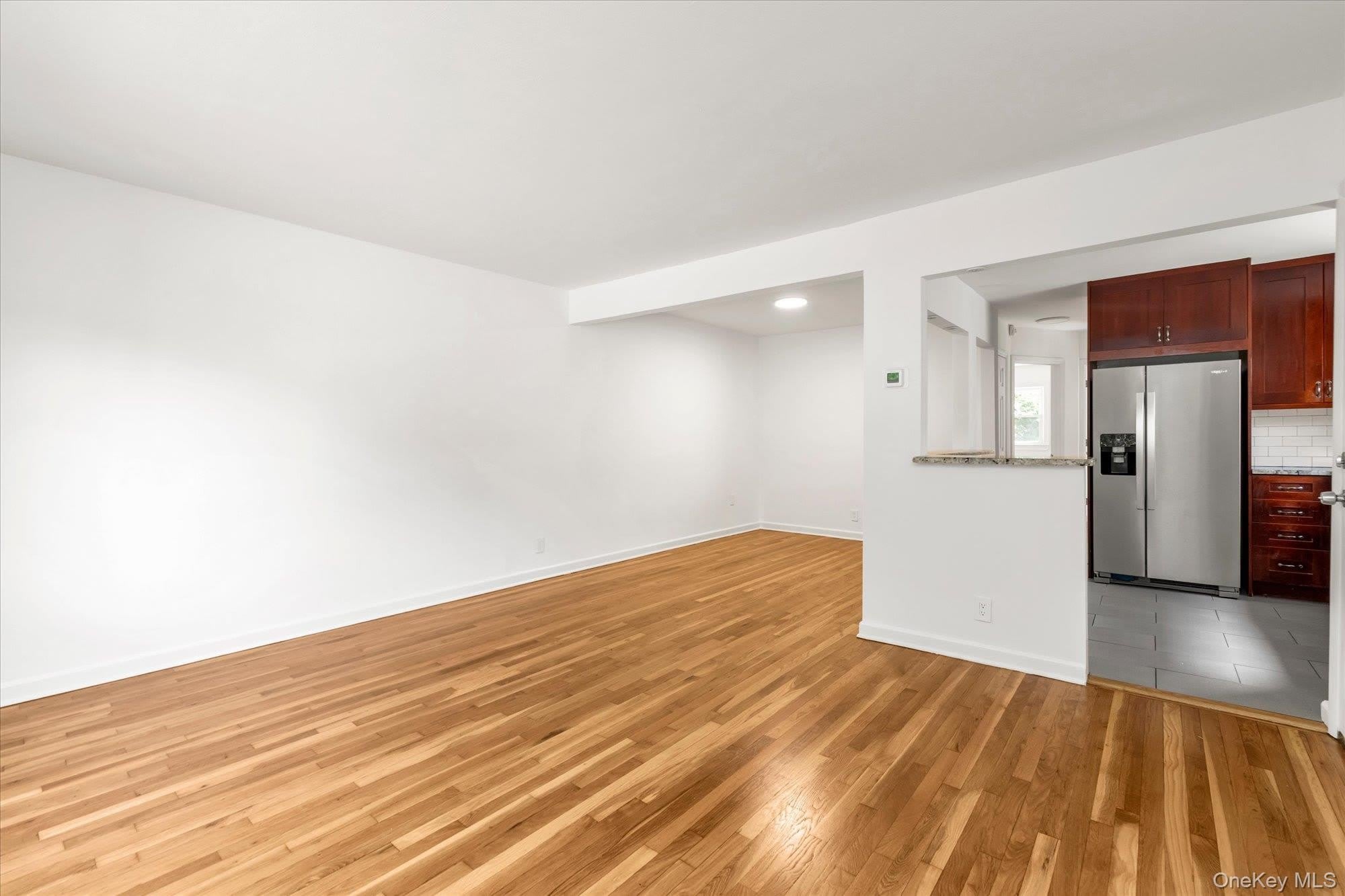 42 17 Marathon Parkway – photo 3