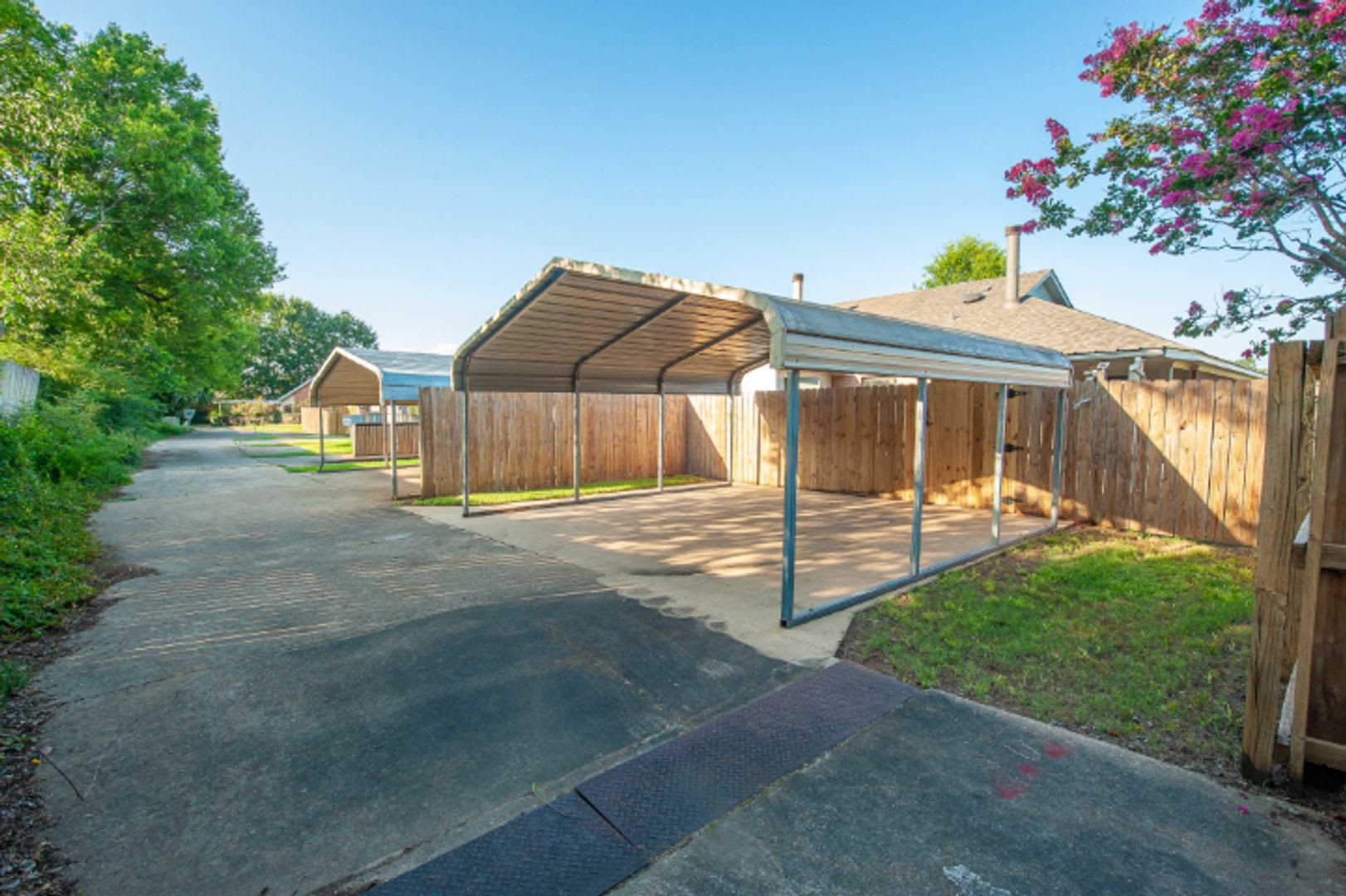 6218 Bell Gables Drive – photo 3