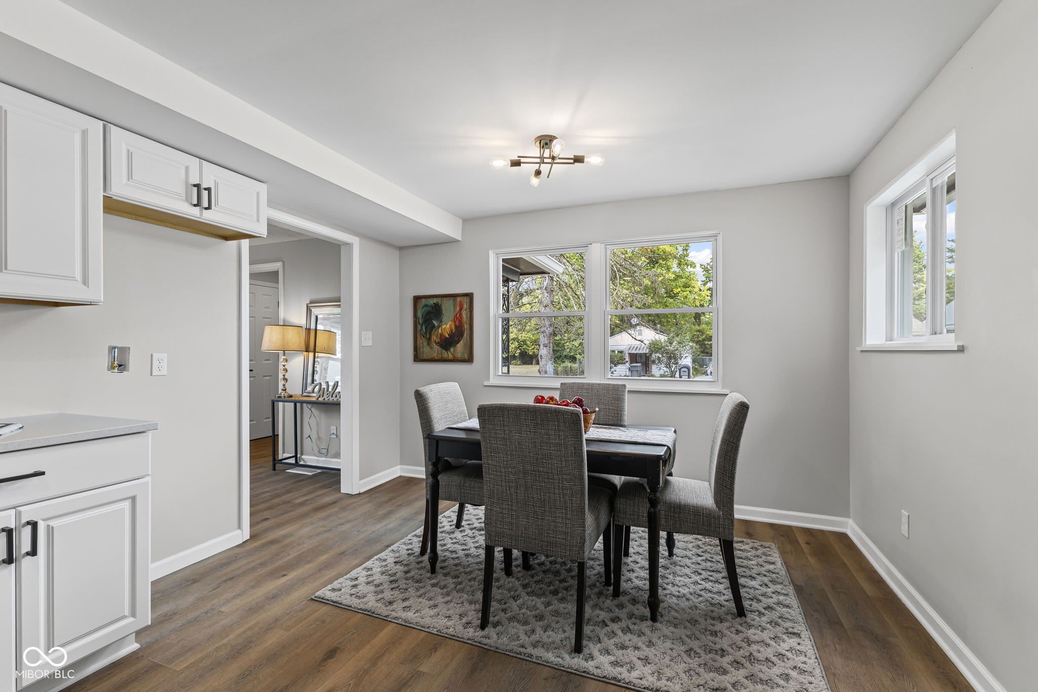 111 W Southern Avenue – photo 5