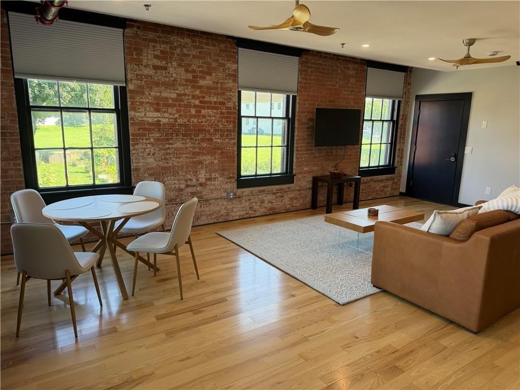 21 Marlboro Street – photo 3