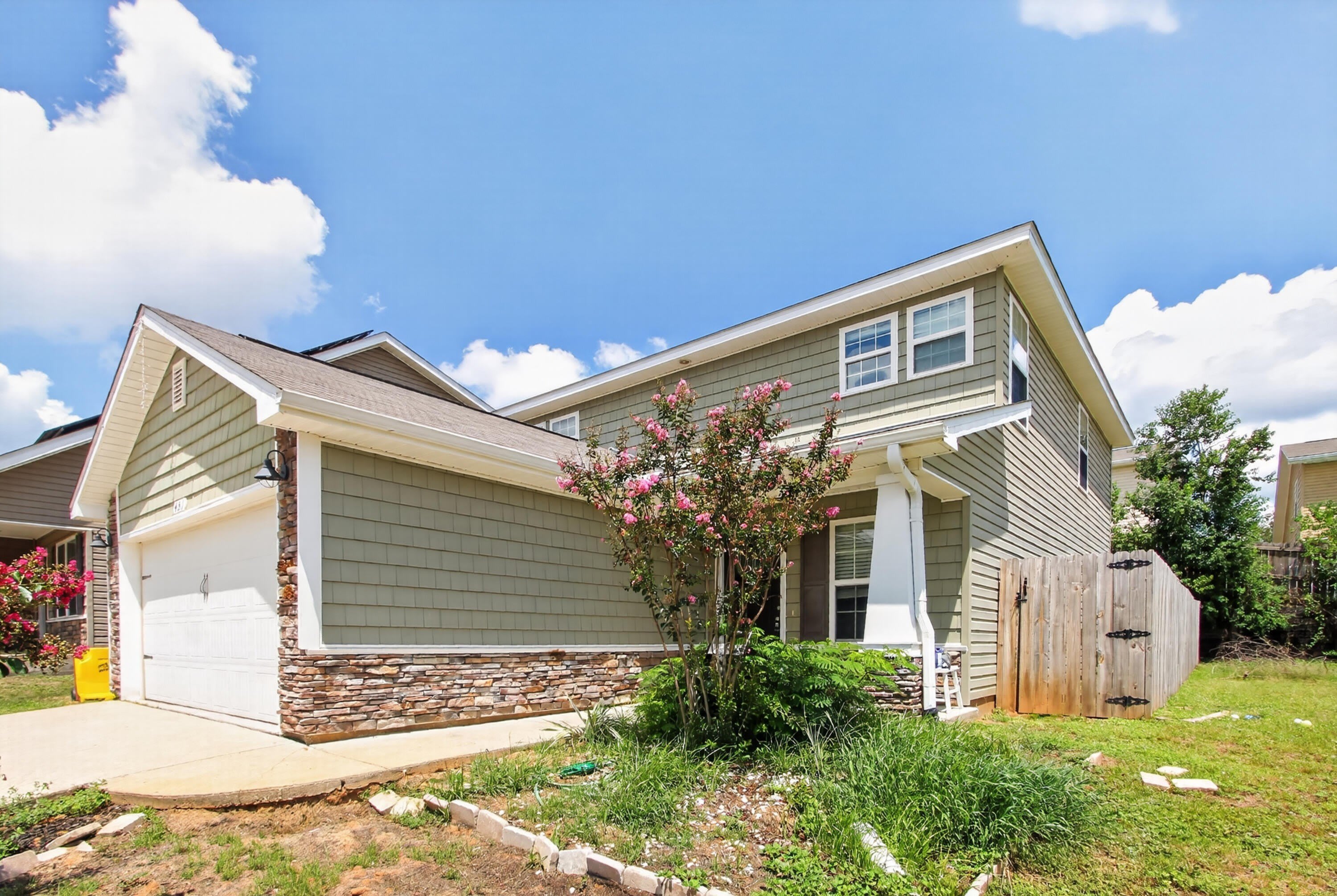 451 Eisenhower Drive – photo 2