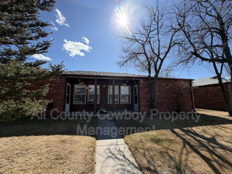 1145 W Leisher Rd – photo 2