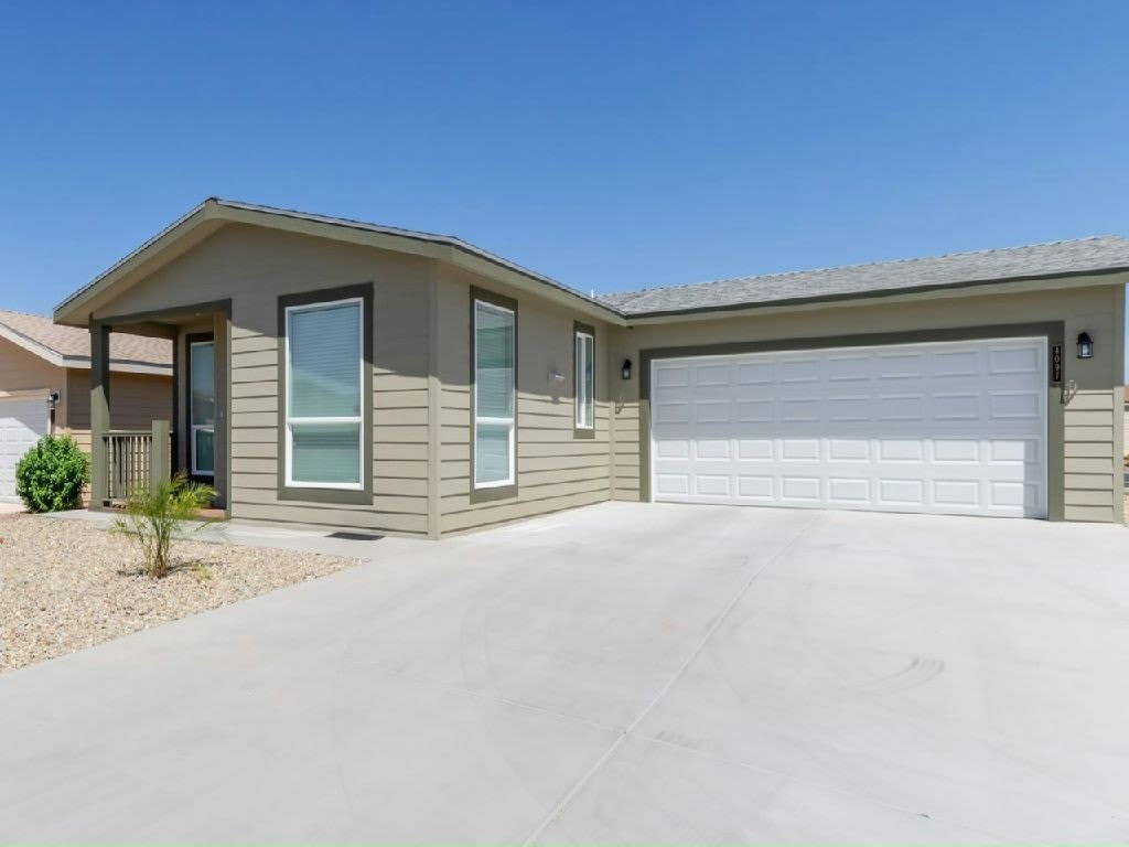 3301 S Goldfield Road – photo 2