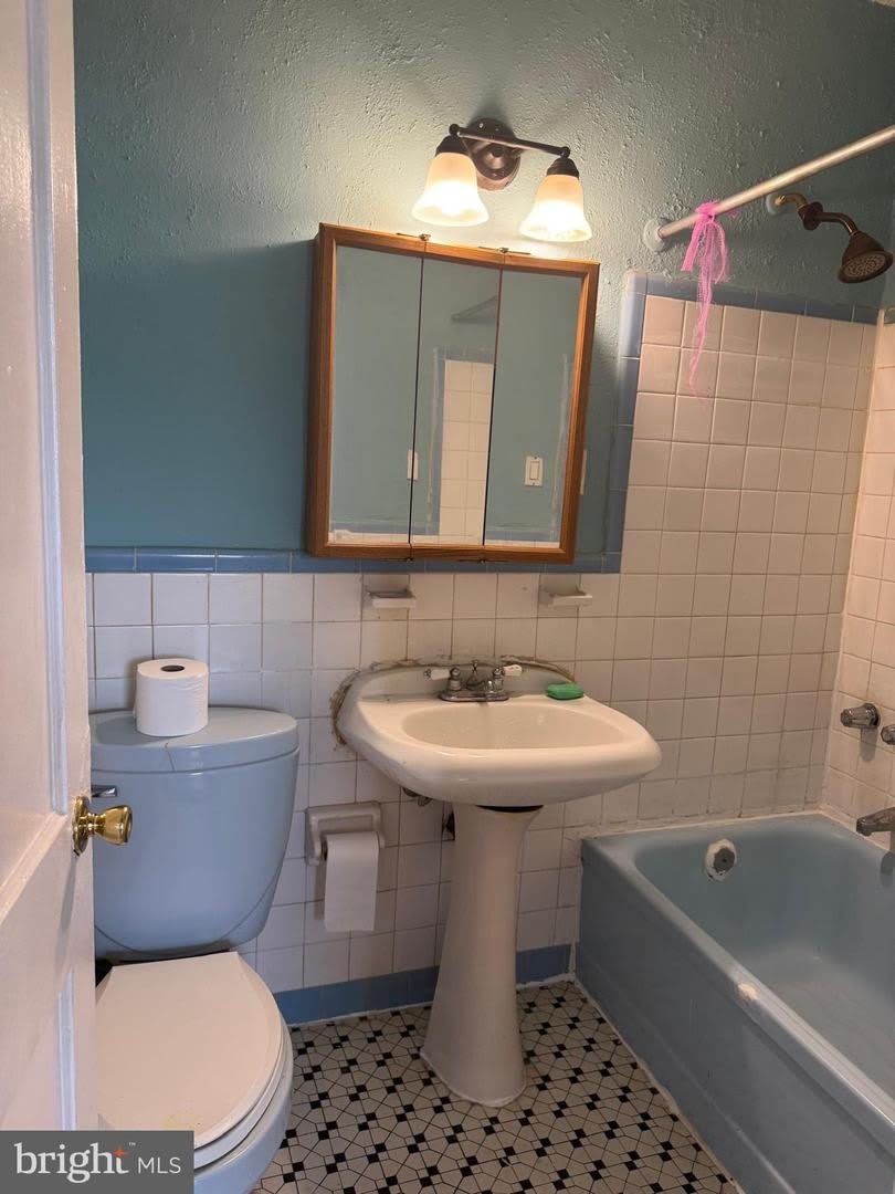 4024-7TH 7TH ST NE #APT. 1 – photo 2