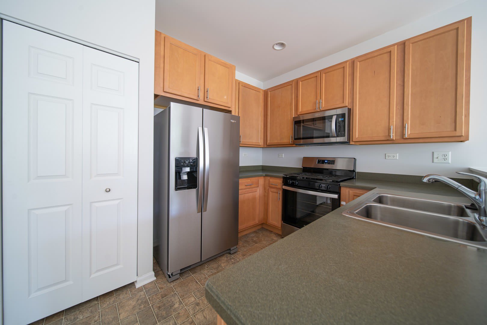 1450 Prescott Drive – photo 3