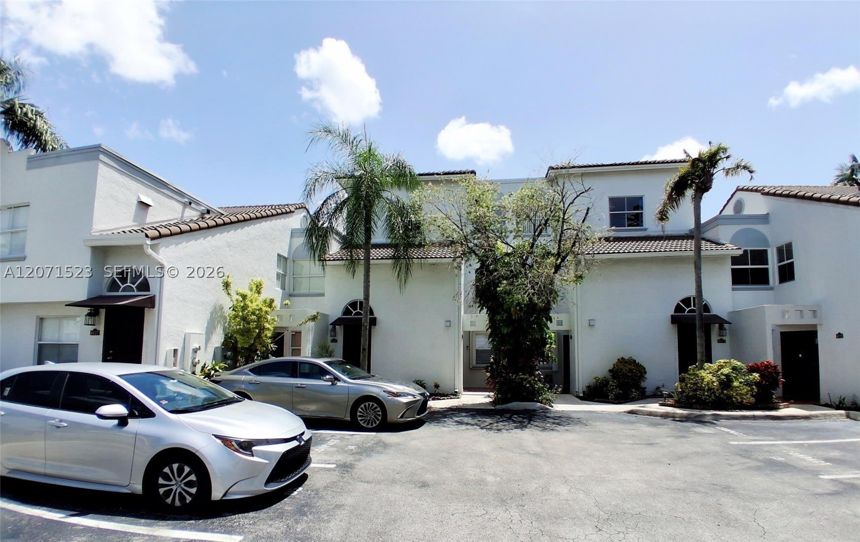 4621 NW 97 CT – photo 2