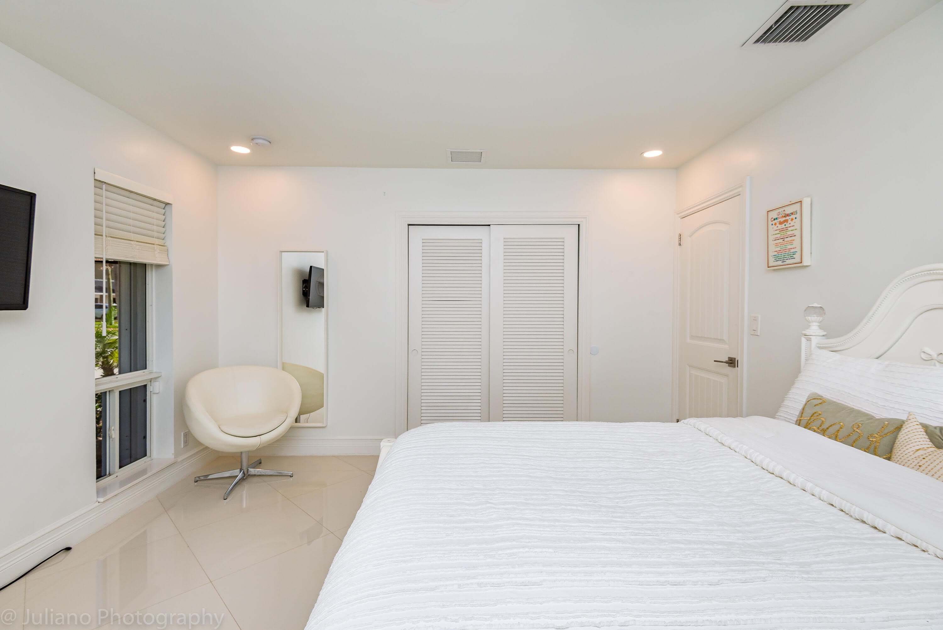 1510 Se 14Th Court – photo 3