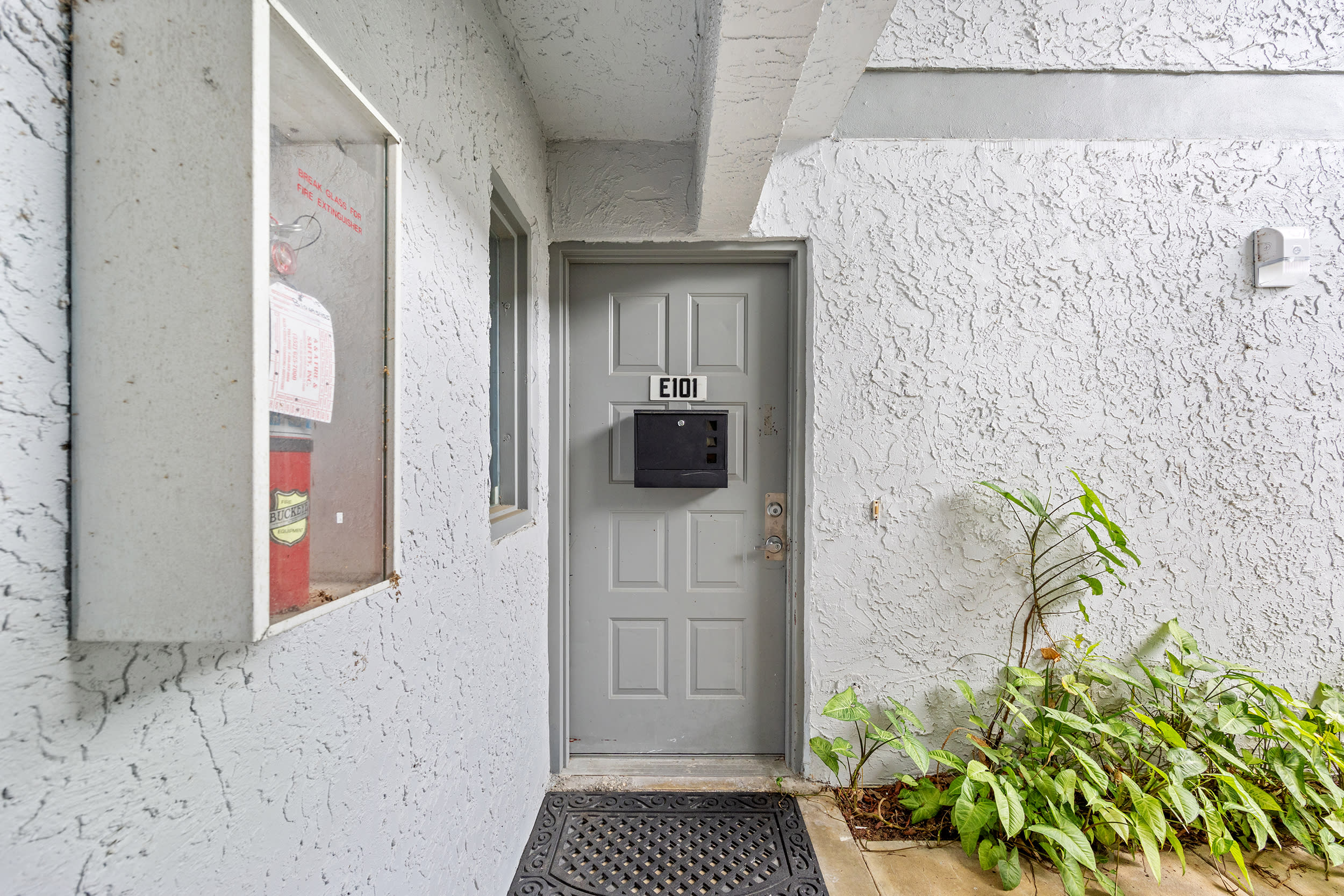 588 Fairways LaneApt E101 – photo 4