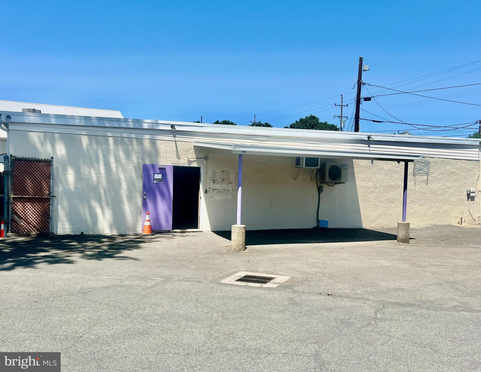858 STREET Road – photo 3