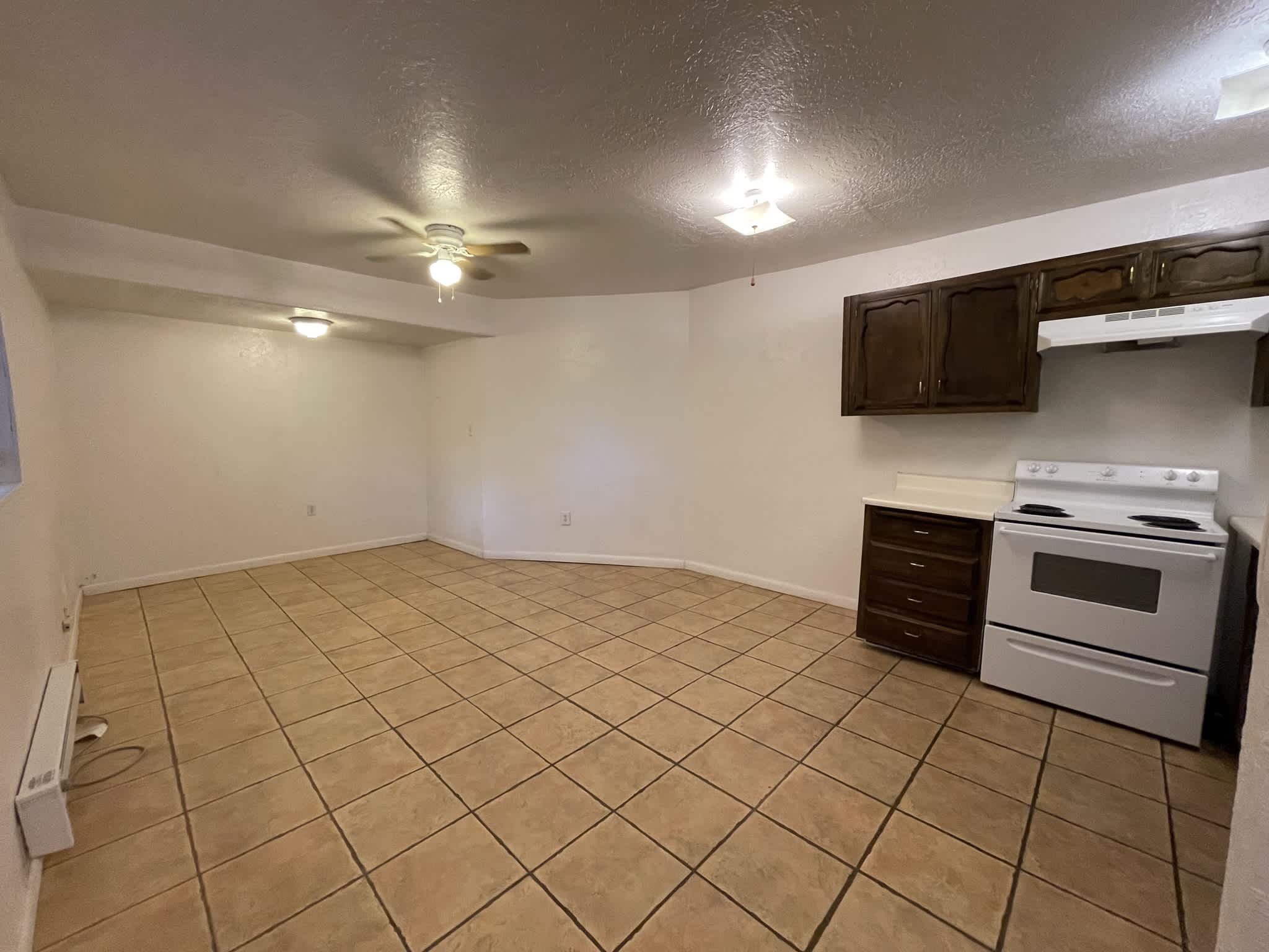 618 Jefferson NE – photo 5
