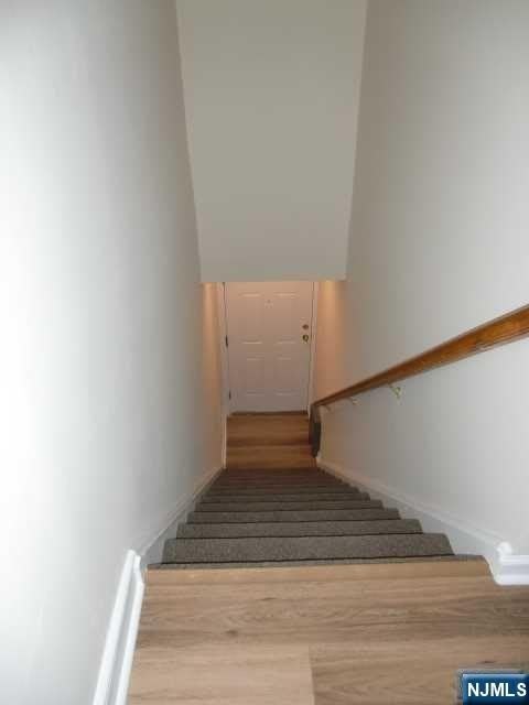 482 Broad Avenue – photo 5