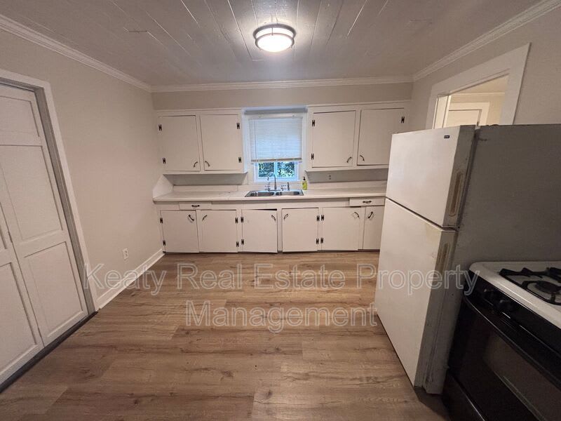 408 1/2 Harding Street – photo 3