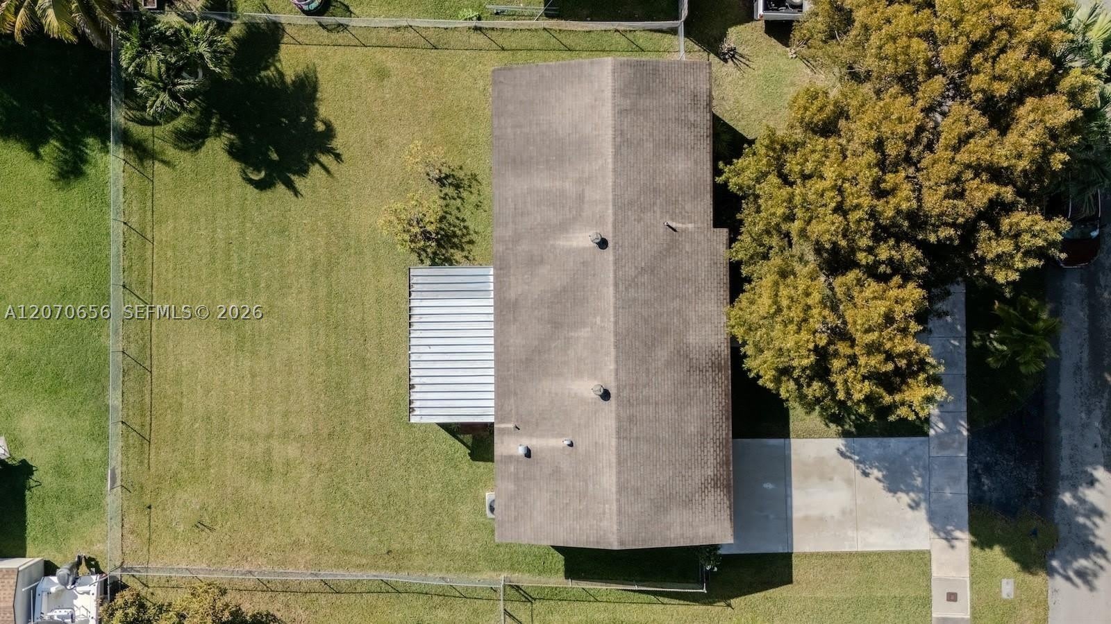 18225 SW 94th Ave – photo 4