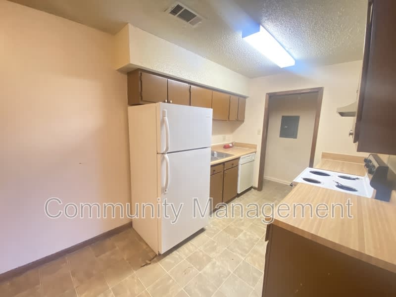 5137 Weston St – photo 1