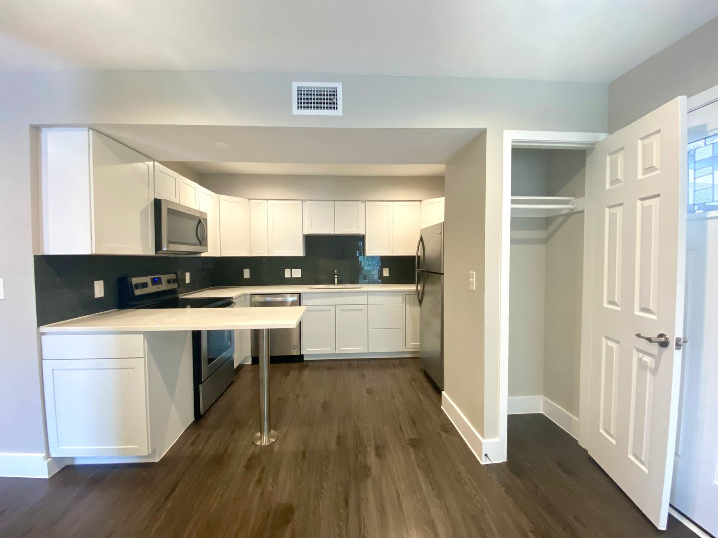 Remodel Condo – photo 4