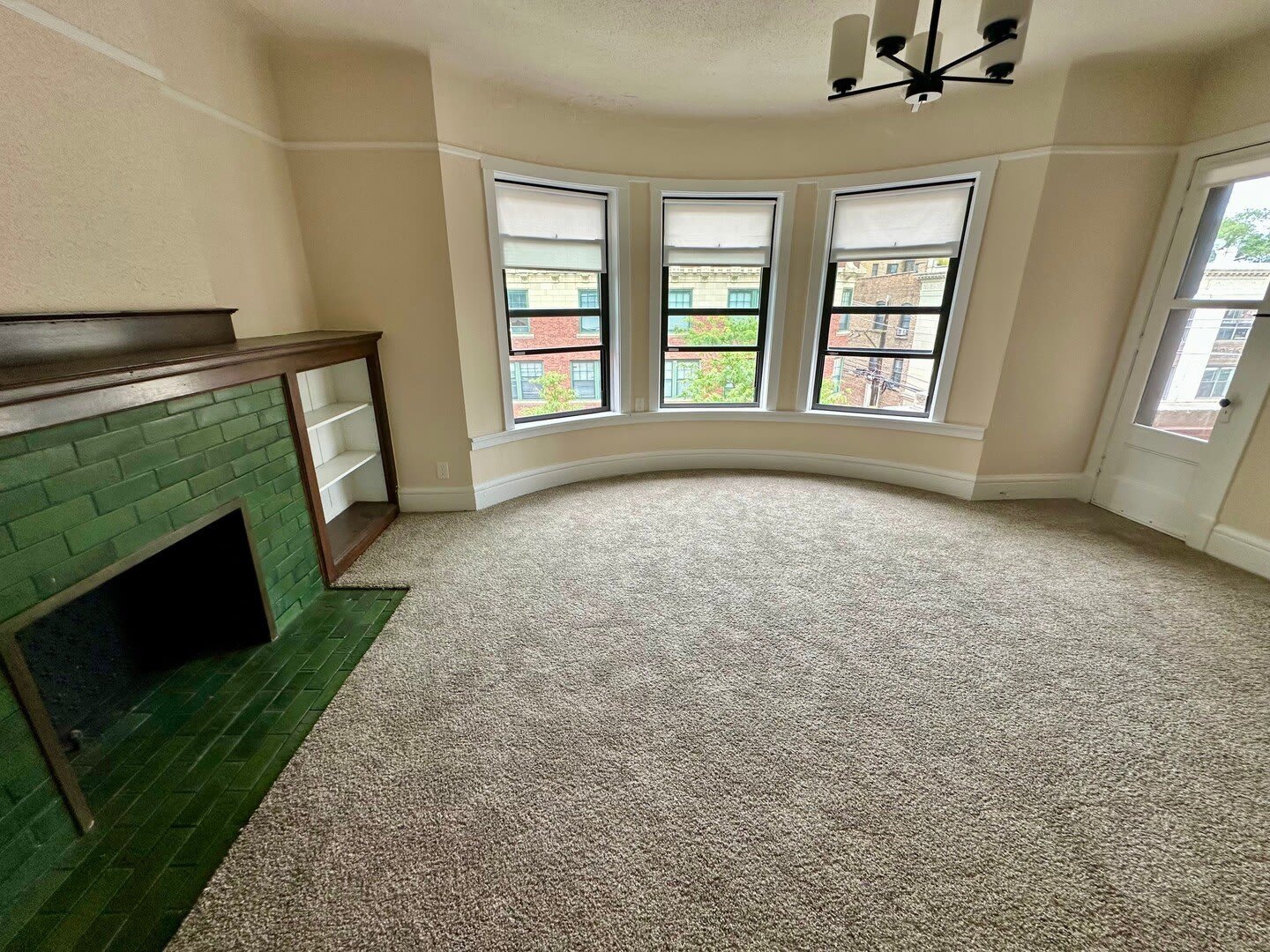 1008 W Argyle Street – photo 4