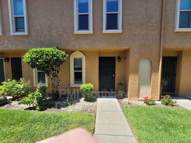 1206 Dana Dr – photo 1