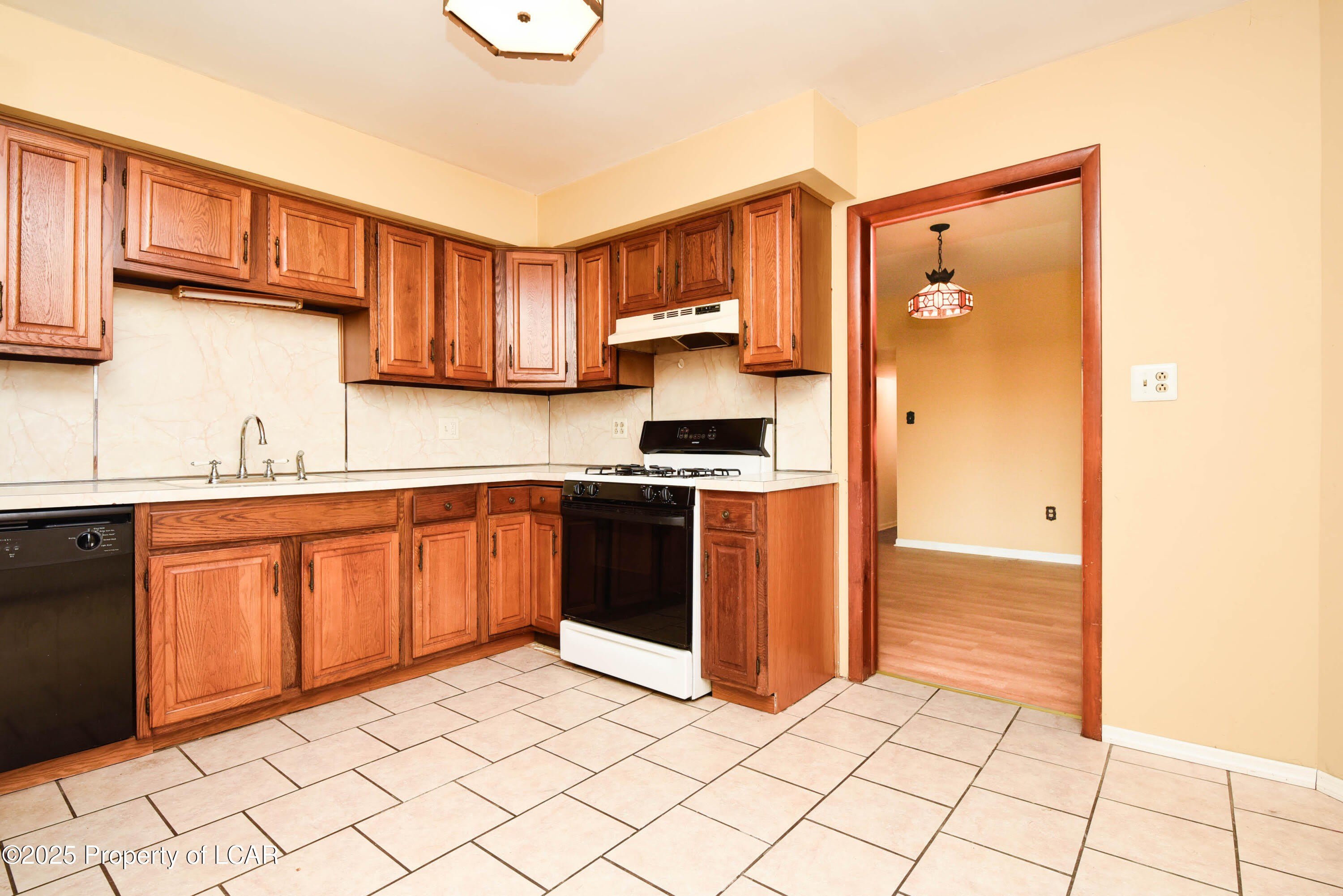 191 Boland Avenue – photo 5