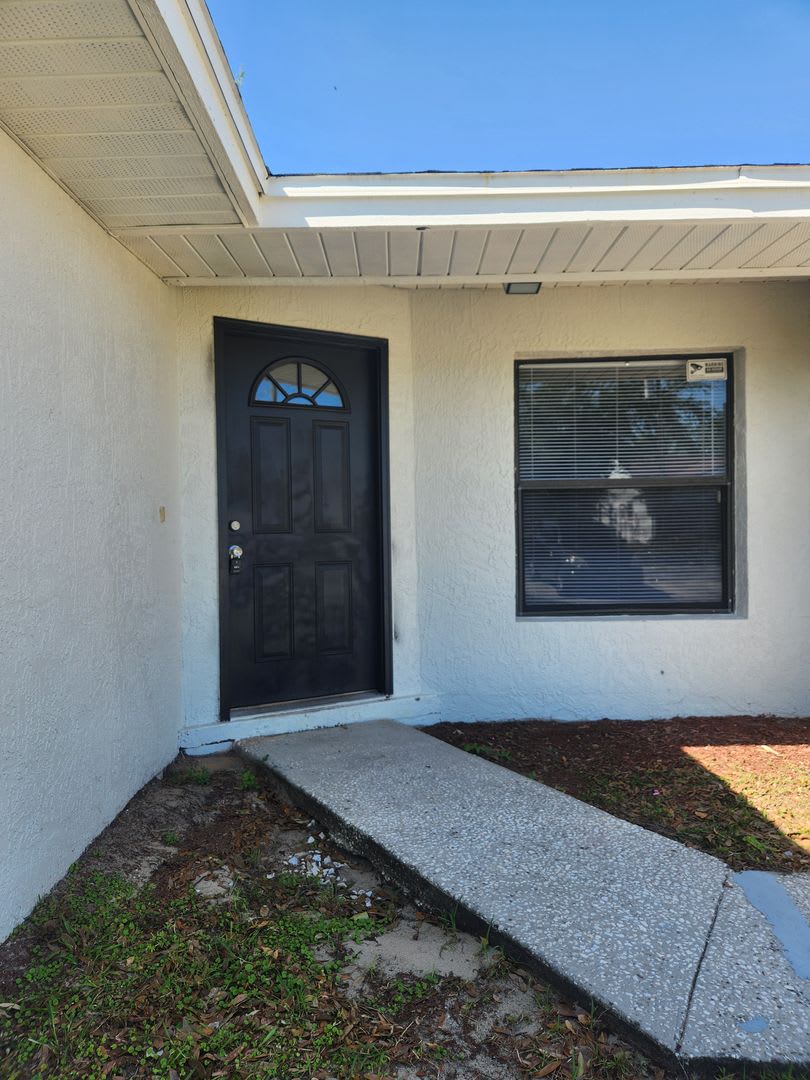 Spacious 4-Bedroom Retreat in Poinciana – Now at a Reduced Price! – photo 2