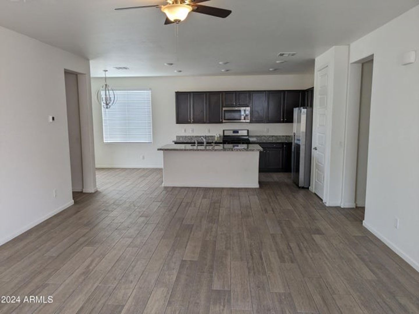 PRICE DROP! More Space, More Value – 4-Bedroom Casa Grande Home! – photo 3
