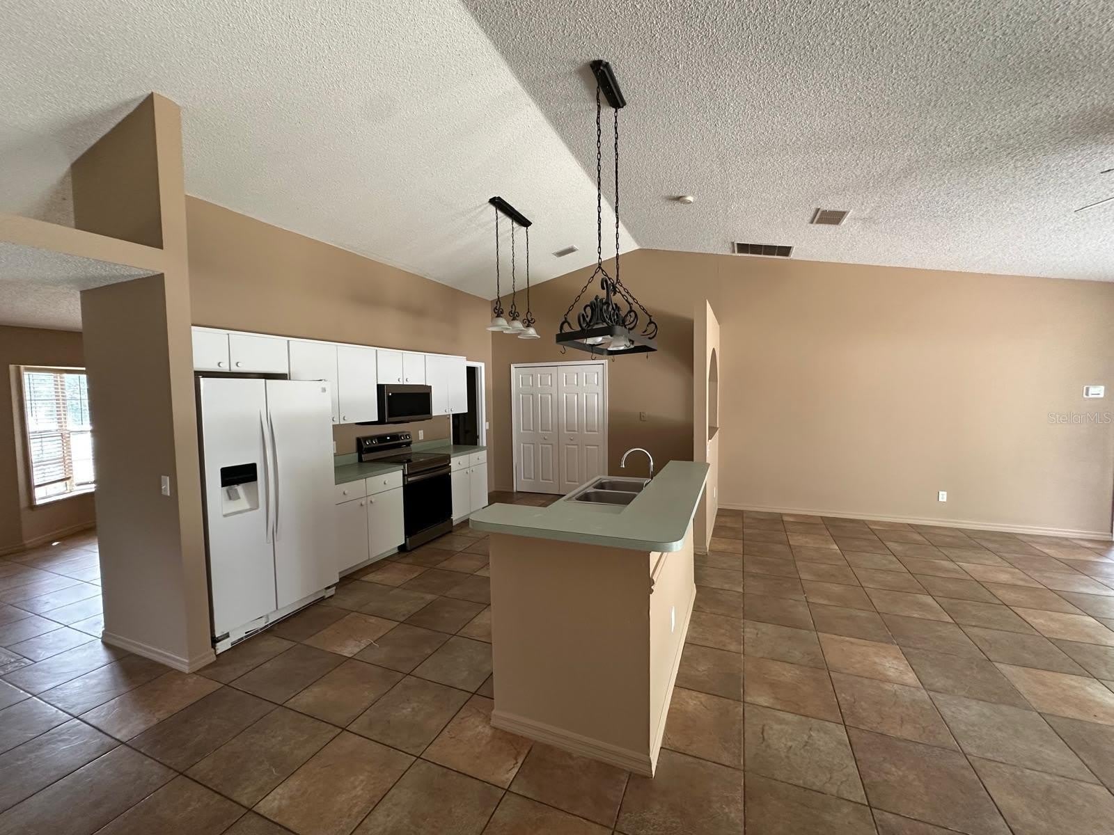 1730 Sumatra Avenue – photo 5