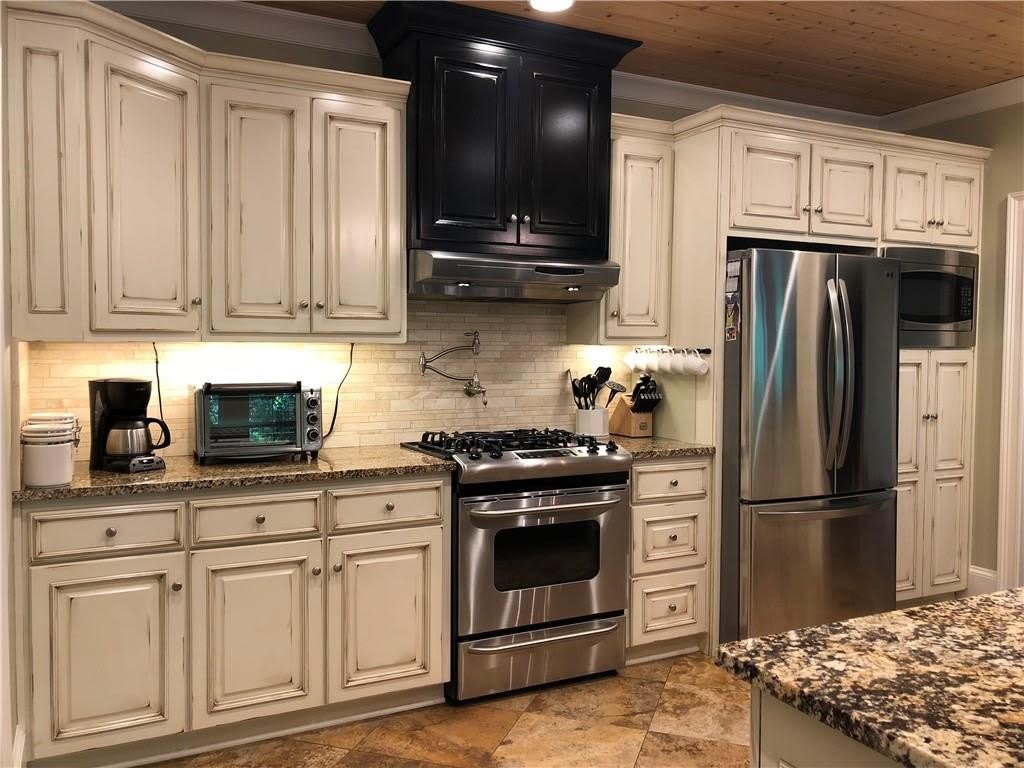 740 Brookline Drive SE – photo 1