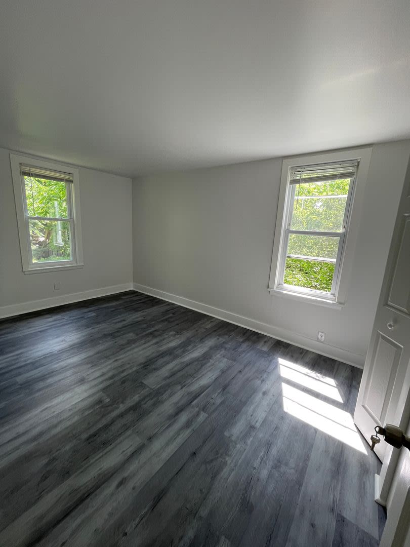830 Montclair Avenue – photo 5